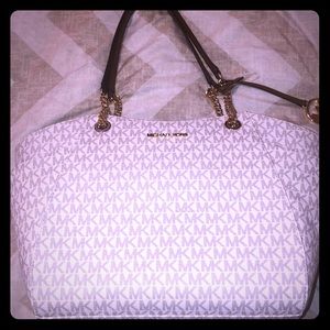 Micheal Kors Purse
